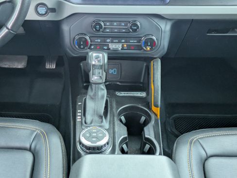 Used 2022 Ford Bronco Badlands AWD/4WD image 18