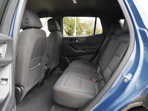 Used 2025 Chevrolet Equinox LT image 20