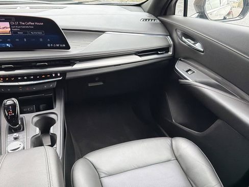 Certified 2025 Cadillac XT4 Premium Luxury w/ Technology Package image 24
