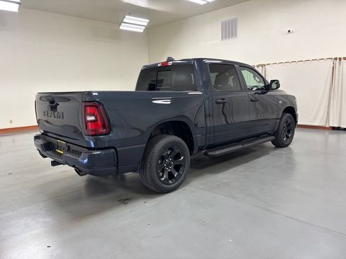 New 2026 RAM 1500 Express AWD/4WD image 8