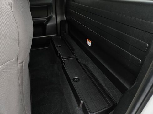 Used 2023 Toyota Tacoma SR image 11