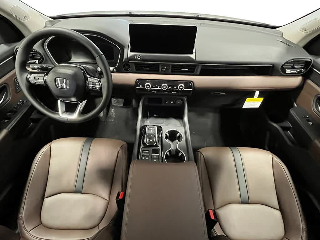 New 2026 Honda Pilot Touring image 13