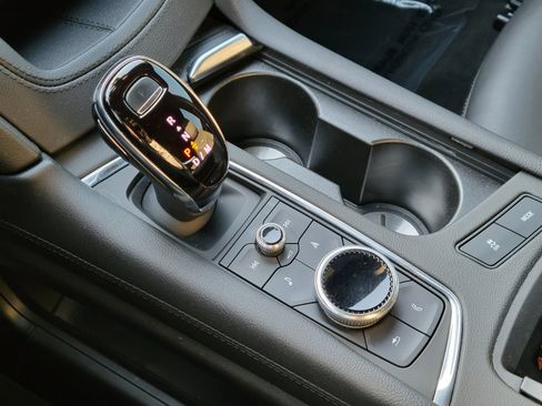 Used 2022 Cadillac XT5 Sportv w/ Technology Package image 30