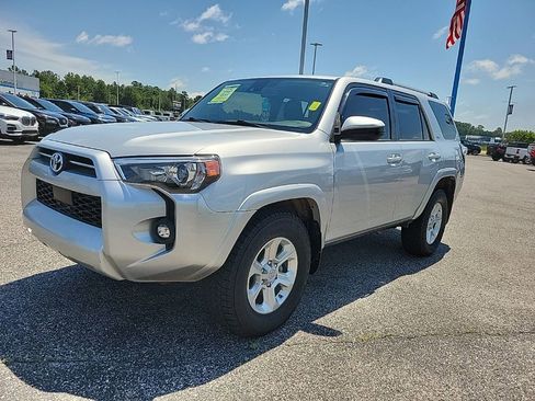 Used 2021 Toyota 4Runner SR5 RWD image 1