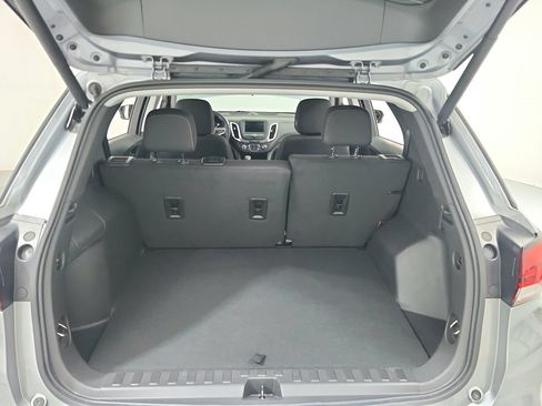 Used 2024 Chevrolet Equinox LT FWD image 25