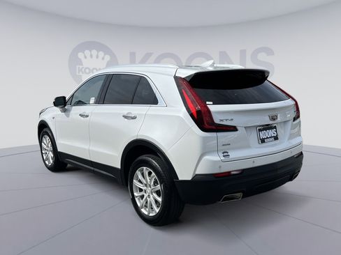 Used 2023 Cadillac XT4 Luxury w/ Cold Weather Package image 4