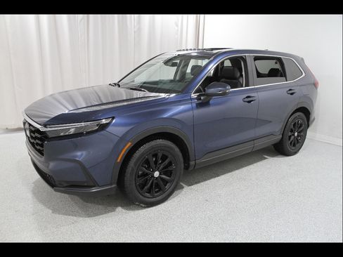 Used 2023 Honda CR-V EX-L image 3