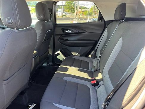 Used 2023 Chevrolet TrailBlazer LT w/ Convenience Package AWD/4WD image 26