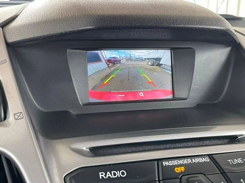 Used 2016 Ford Transit Connect XLT image 9