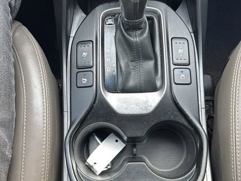 Used 2017 Hyundai Santa Fe Limited w/ Cargo Package image 21