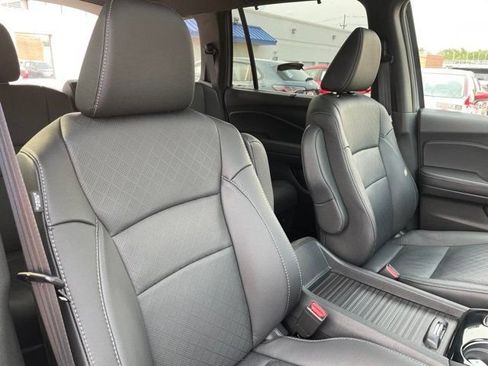 Used 2022 Honda Passport Elite image 11
