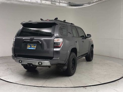 Used 2020 Toyota 4Runner TRD Off-Road AWD/4WD image 2