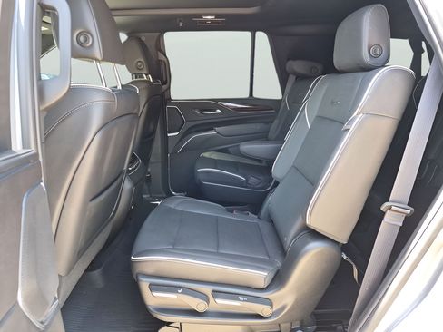 Used 2023 Cadillac Escalade Premium Luxury w/ LPO, Floor Liner Package AWD/4WD image 39