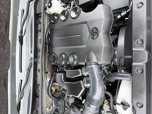 Used 2024 Toyota 4Runner TRD Off-Road Premium image 35