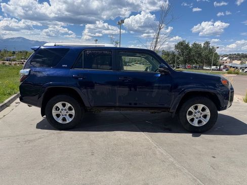 Used 2015 Toyota 4Runner SR5 Premium AWD/4WD image 9