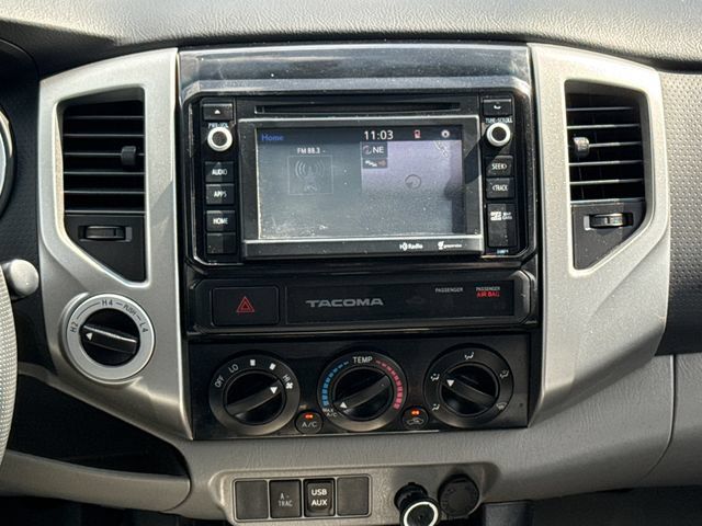 Used 2015 Toyota Tacoma 4x4 Double Cab w/ TRD Off-Road Package image 9
