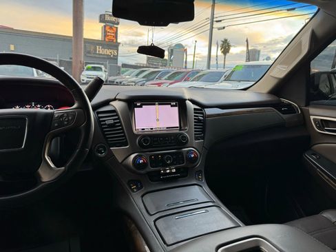 Used 2016 GMC Yukon Denali w/ Open Road Package image 25