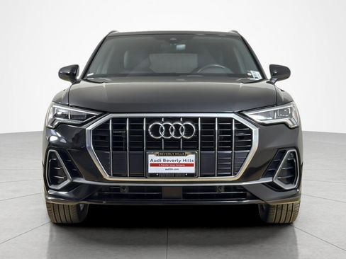 Used 2023 Audi Q3 2.0T Premium w/ Convenience Package AWD/4WD image 8