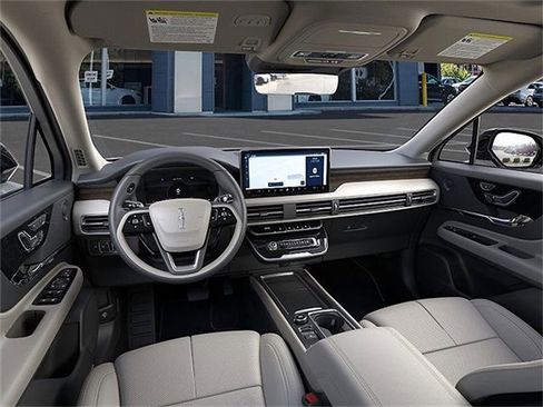 New 2026 Lincoln Corsair Reserve AWD/4WD image 9