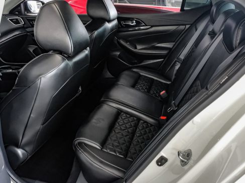 Used 2022 Nissan Maxima Platinum w/ Sport Mat Group FWD image 36