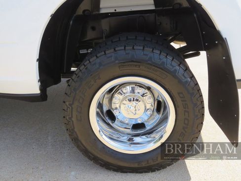 Used 2024 RAM 3500 Big Horn image 12