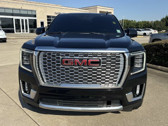Used 2022 GMC Yukon XL Denali RWD image 2