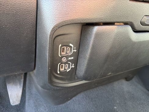 Used 2022 RAM 2500 Big Horn AWD/4WD image 39