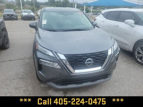 Used 2023 Nissan Rogue SV FWD image 32