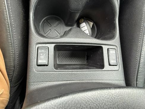 Used 2015 Nissan Rogue SL AWD/4WD image 18
