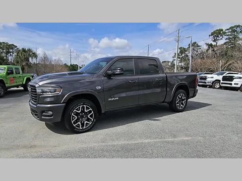 New 2026 RAM 1500 Laramie w/ Sport Appearance Package AWD/4WD image 26