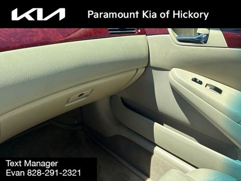 Used 2005 Toyota Solara SLE FWD image 23