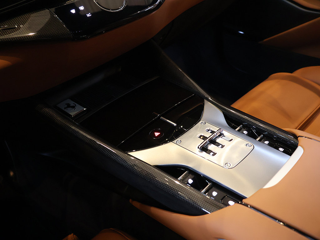 Certified 2024 Ferrari Purosangue AWD/4WD image 51