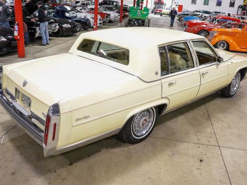 Used 1986 Cadillac Brougham Brougham image 17