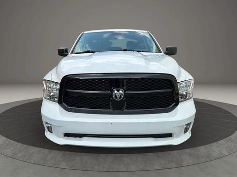 Used 2019 RAM 1500 Express AWD/4WD image 2