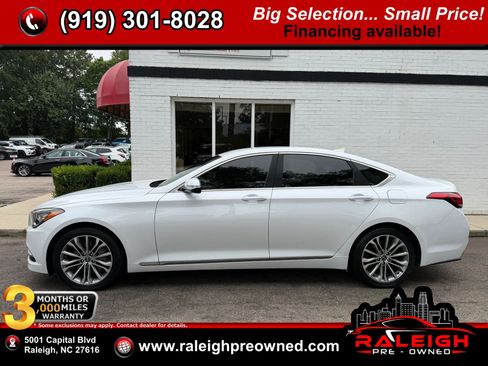 Used 2017 Genesis G80 3.8 RWD image 1