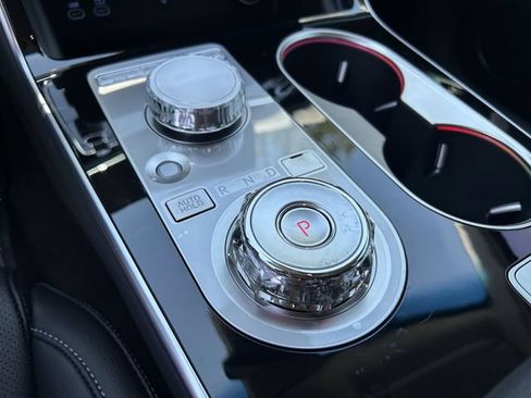 New 2026 Genesis GV80 2.5T RWD image 28