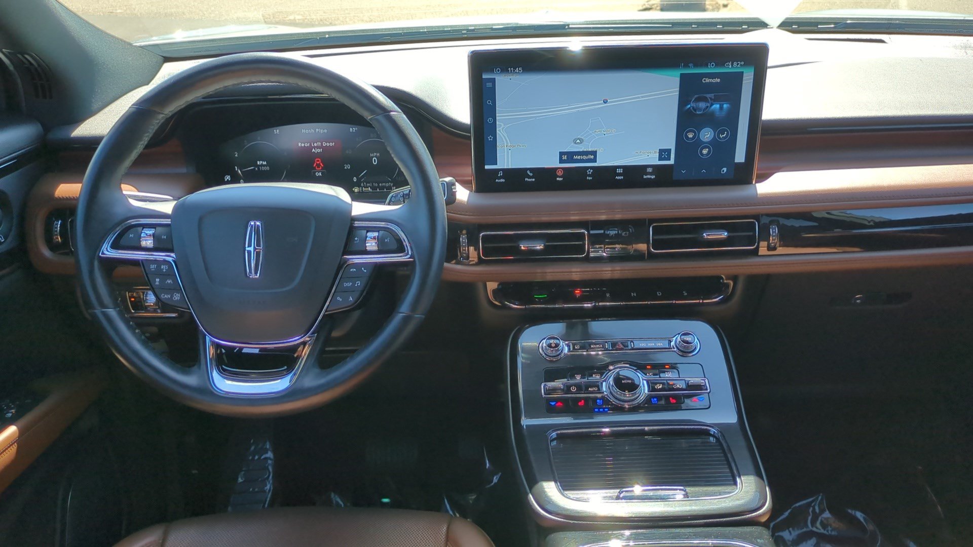 Used 2022 Lincoln Nautilus Reserve w/ Equipment Group 201A FWD image 22