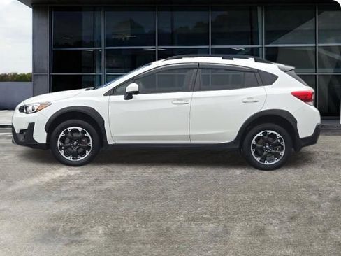 Certified 2023 Subaru Crosstrek 2.0i Premium image 7