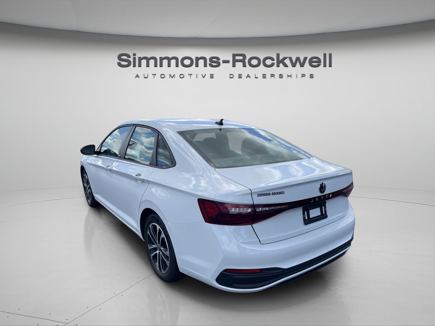 Used 2025 Volkswagen Jetta Sport FWD image 3