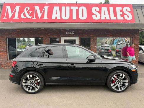Used 2019 Audi SQ5 Premium Plus w/ Premium Plus Package AWD/4WD image 2