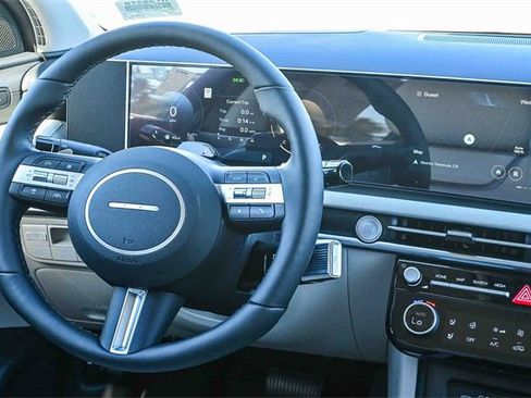 New 2026 Hyundai Tucson Limited image 17