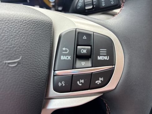 New 2026 Ford Explorer Active RWD image 22