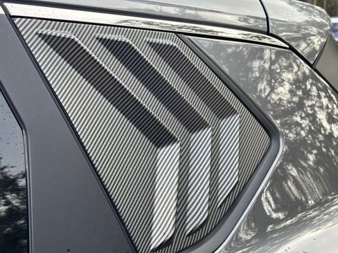 Used 2025 Nissan Rogue SV image 11