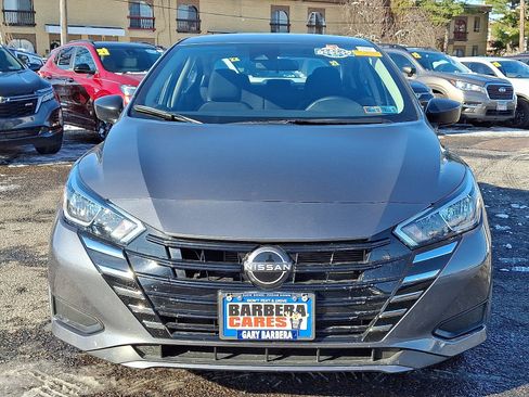 Used 2024 Nissan Versa S w/ S Plus Package image 2