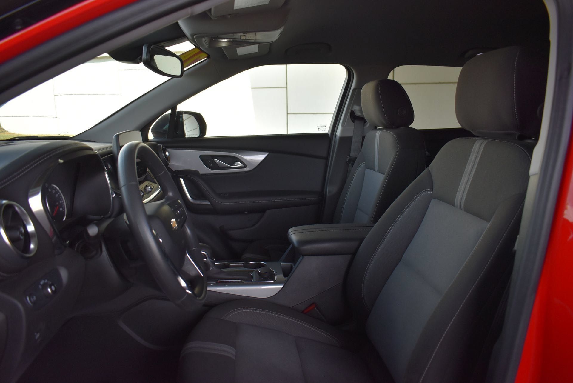 Used 2024 Chevrolet Blazer LT w/ Convenience Package FWD image 13