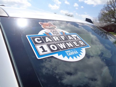 Used 2022 Chevrolet Silverado 2500 LT w/ Fleet Comfort Package image 16