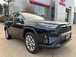 New 2025 Toyota RAV4 XLE Premium w/ Weather Package 360° Tour