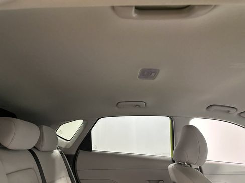 Used 2025 Hyundai Kona SEL FWD image 87