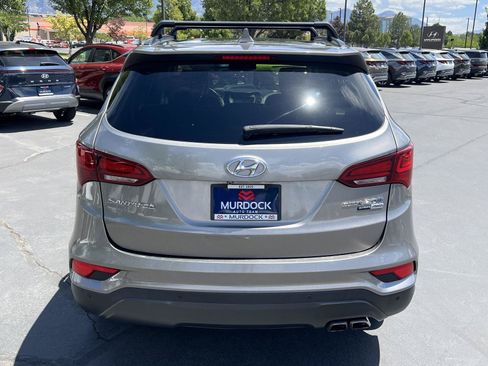 Used 2018 Hyundai Santa Fe Sport AWD/4WD image 9