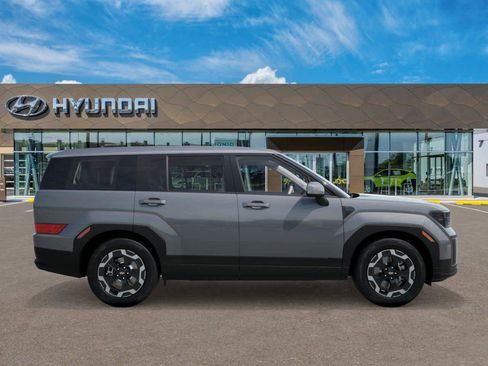 New 2026 Hyundai Santa Fe SE image 10